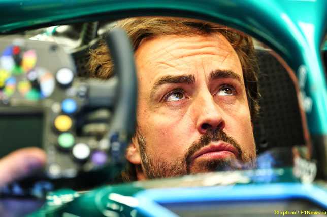 Sa karera sa Imola, narinig si Fernando Alonso na tila frustrado habang nakikipag-usap sa team radio, tinawag pa ang sarili bilang pinakamaswerteng driver sa buong mundo. Pero nitong Huwebes sa Monaco, nilinaw ng driver ng Aston Martin na hindi talaga iyon ang nararamdaman niya — ayon sa kanya, lahat ng problema ay nag-ugat sa kakulangan ng bilis ng kanilang kotse.